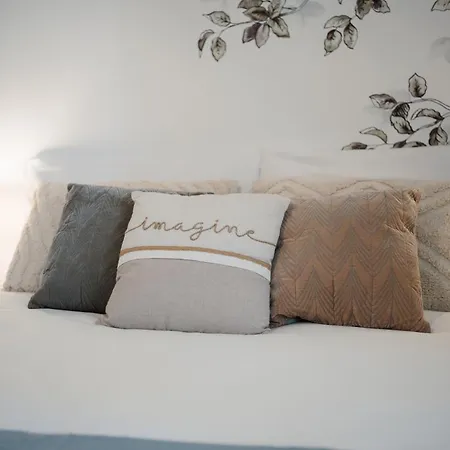 Azurea & Roomy Flat * Sanremo