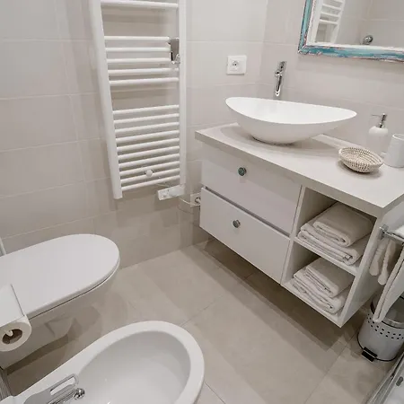 Appartamento Azurea & Roomy Flat *