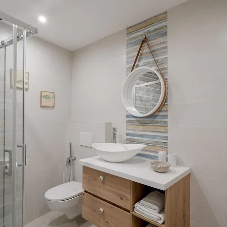 Apartament Azurea & Roomy Flat *