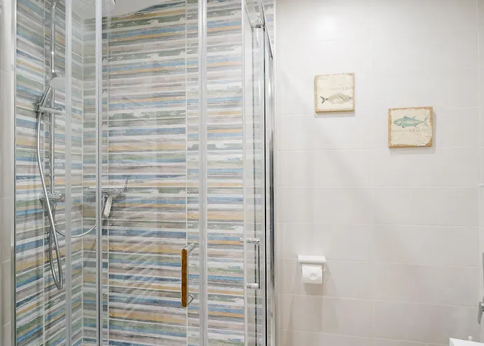 Appartamento Guesthost - Azurea & Roomy Flat Sanremo